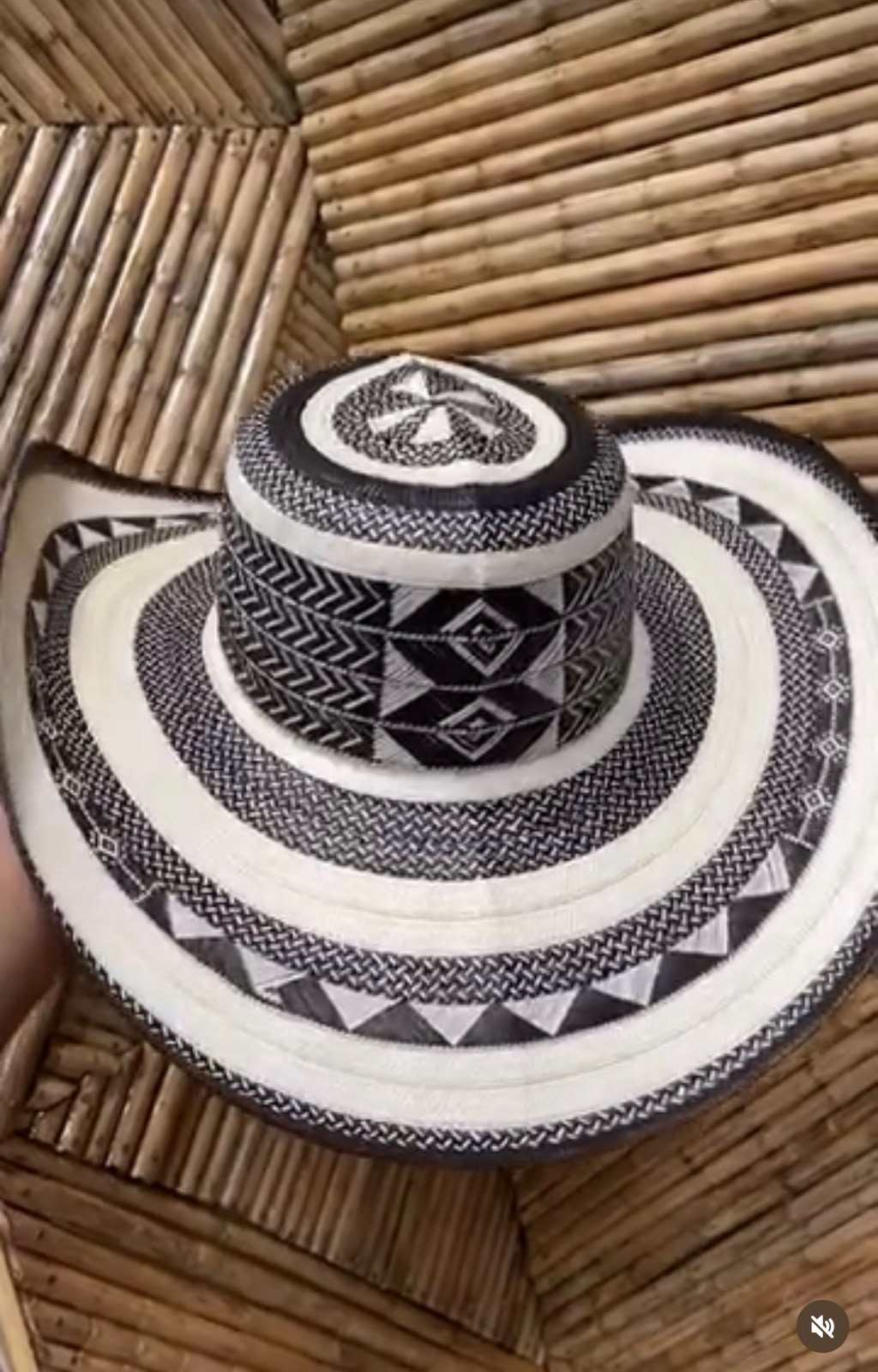 Sombrero Vueltiao Fino 15 Vueltas – Artesanal Colombiano